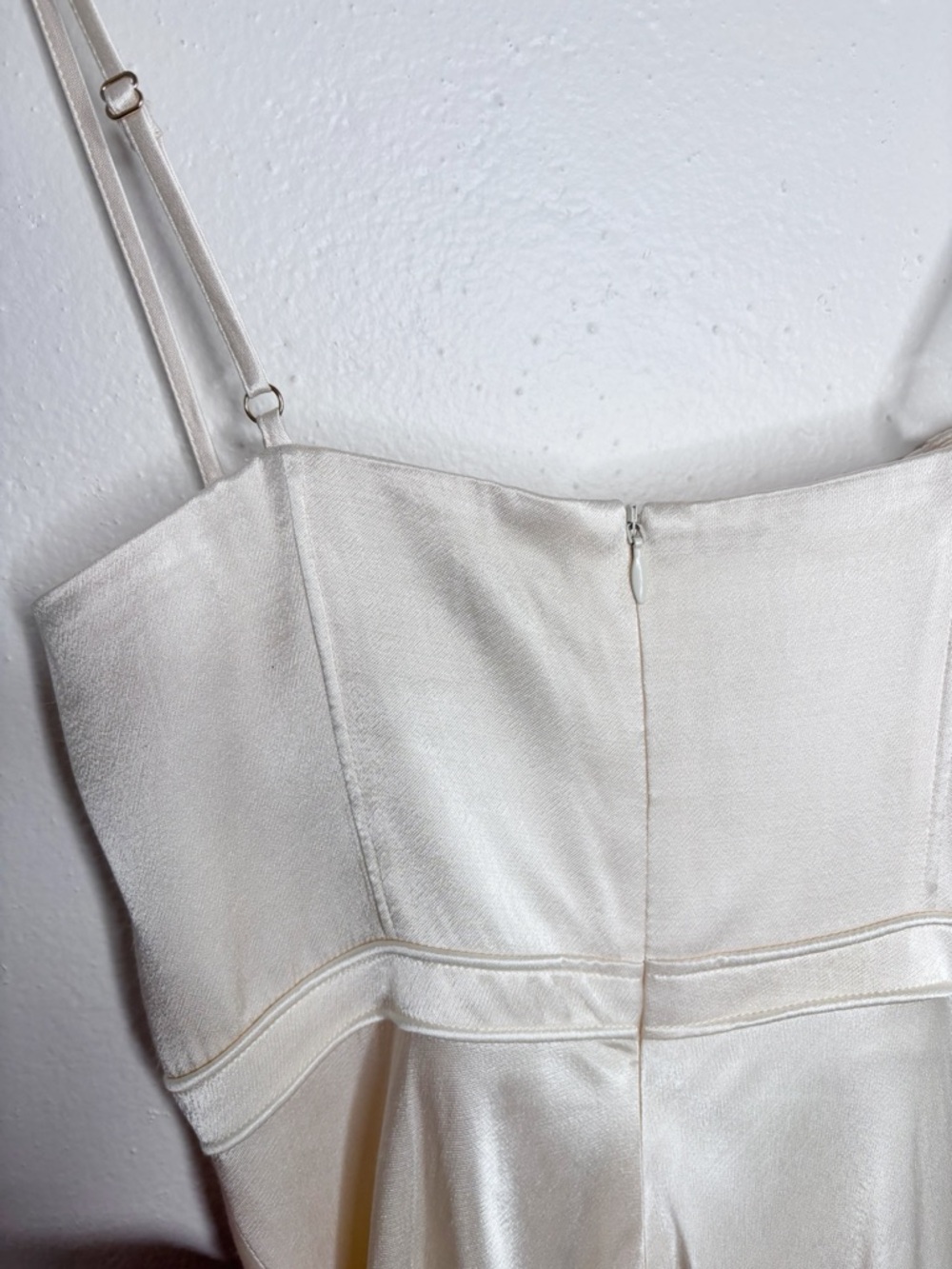 Revolve SHONA JOY La Lune Bustier Mini Dress Satin Cream Size 6 EUC - Picture 11 of 13